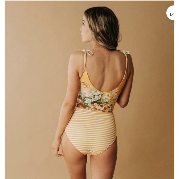 Albion Fit The Rachel Yellow Floral One-Piece Size Medium - Picture 10 of 10